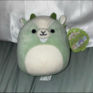BNWT 5 inch squishmallow: Palmer the goat